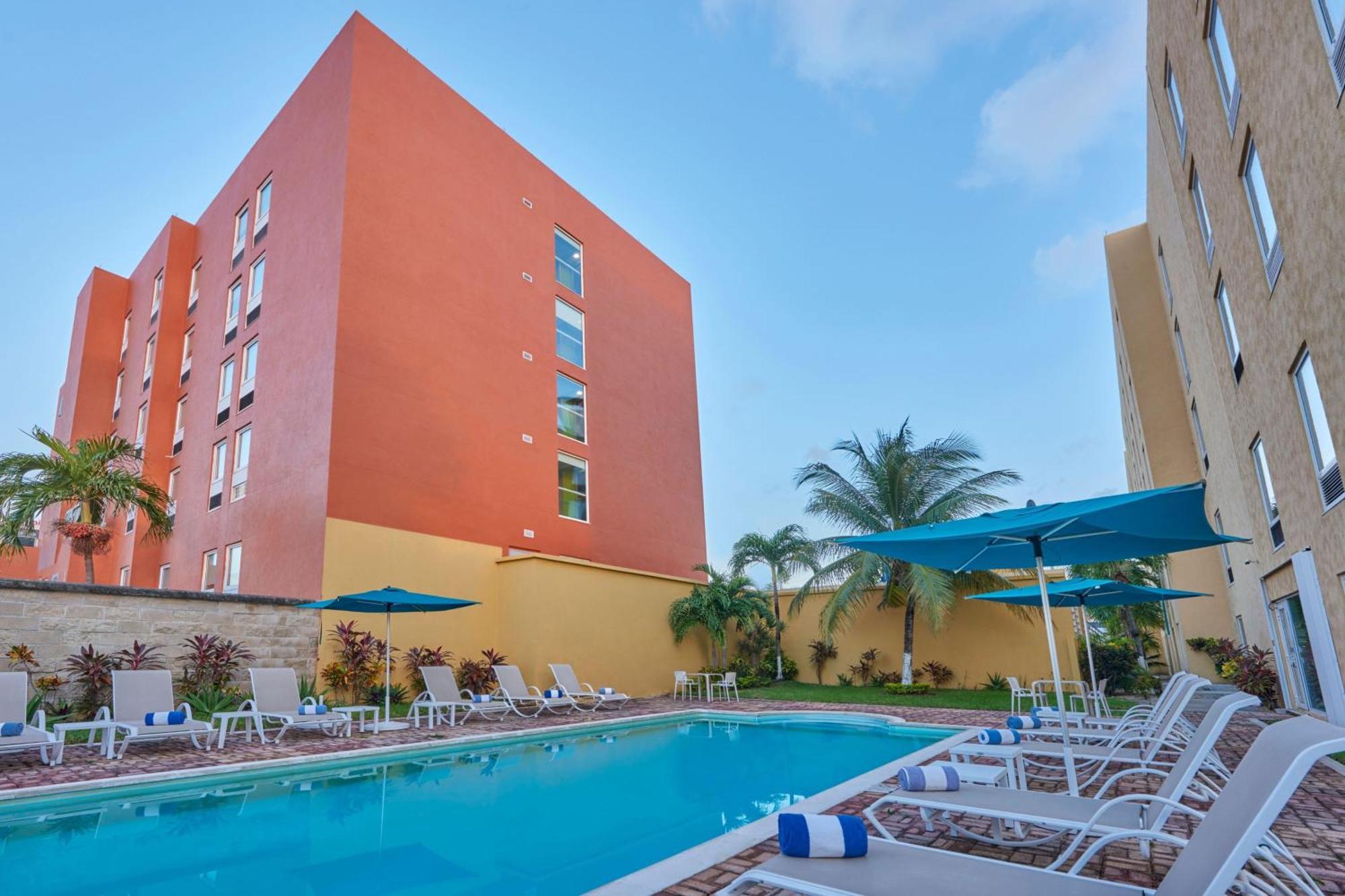 City Express Junior By Marriott Cancun Dış mekan fotoğraf